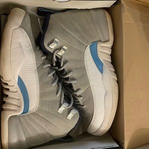 4 USED pairs of Jordan. Sizes are 4 and 4.5